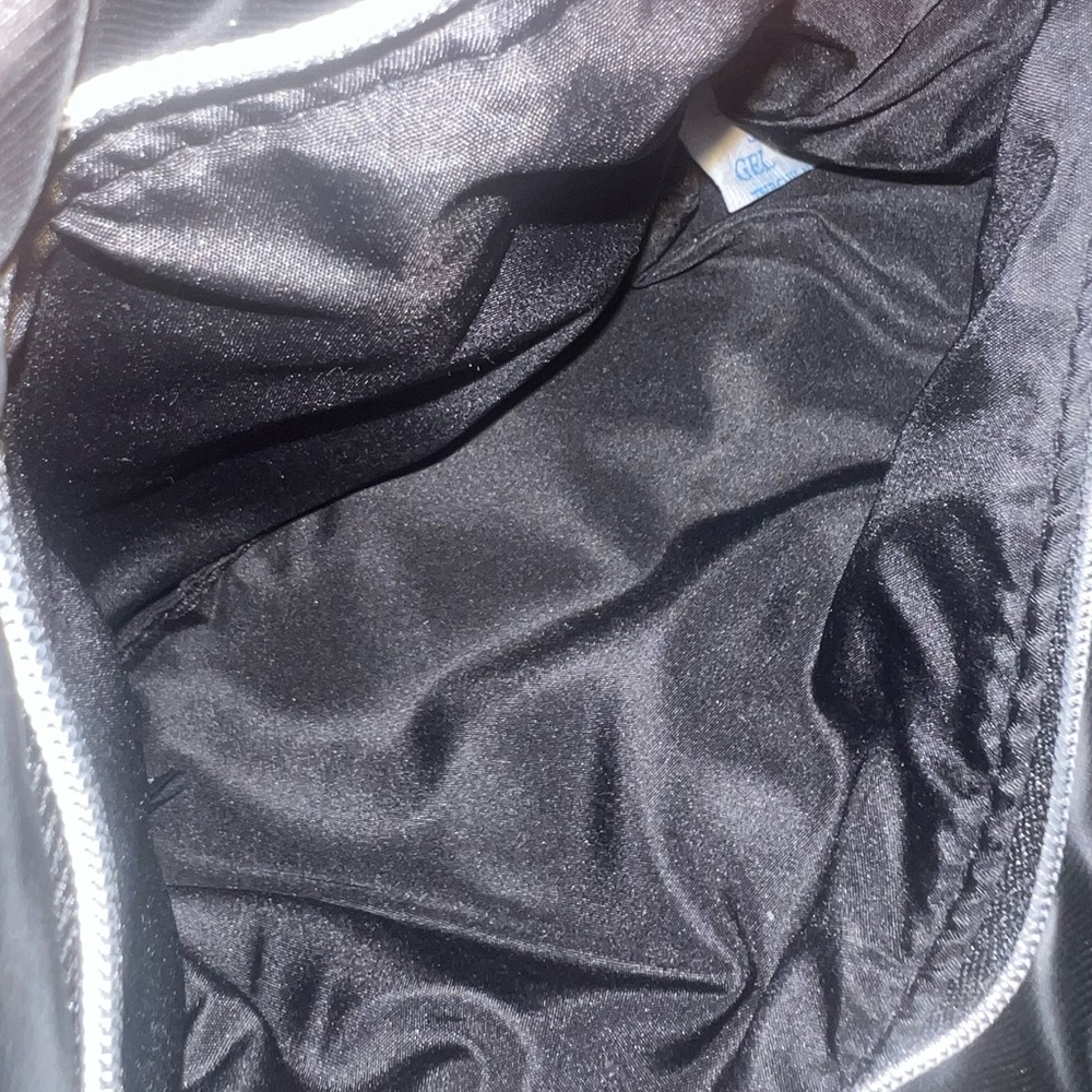 Dior Upcycled Beauty Bag With Removable Straps - Picture 9 of 12